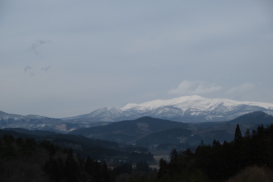 栗駒山の二月の積雪の風景写真